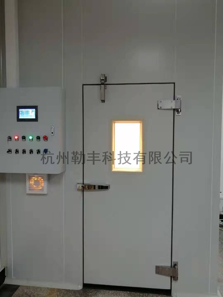 0b9e4b830ace249e5ebfa9419e446f3.jpg